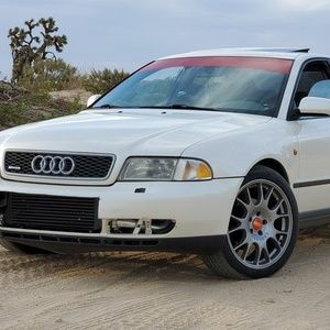 Meet your Posher, Lee